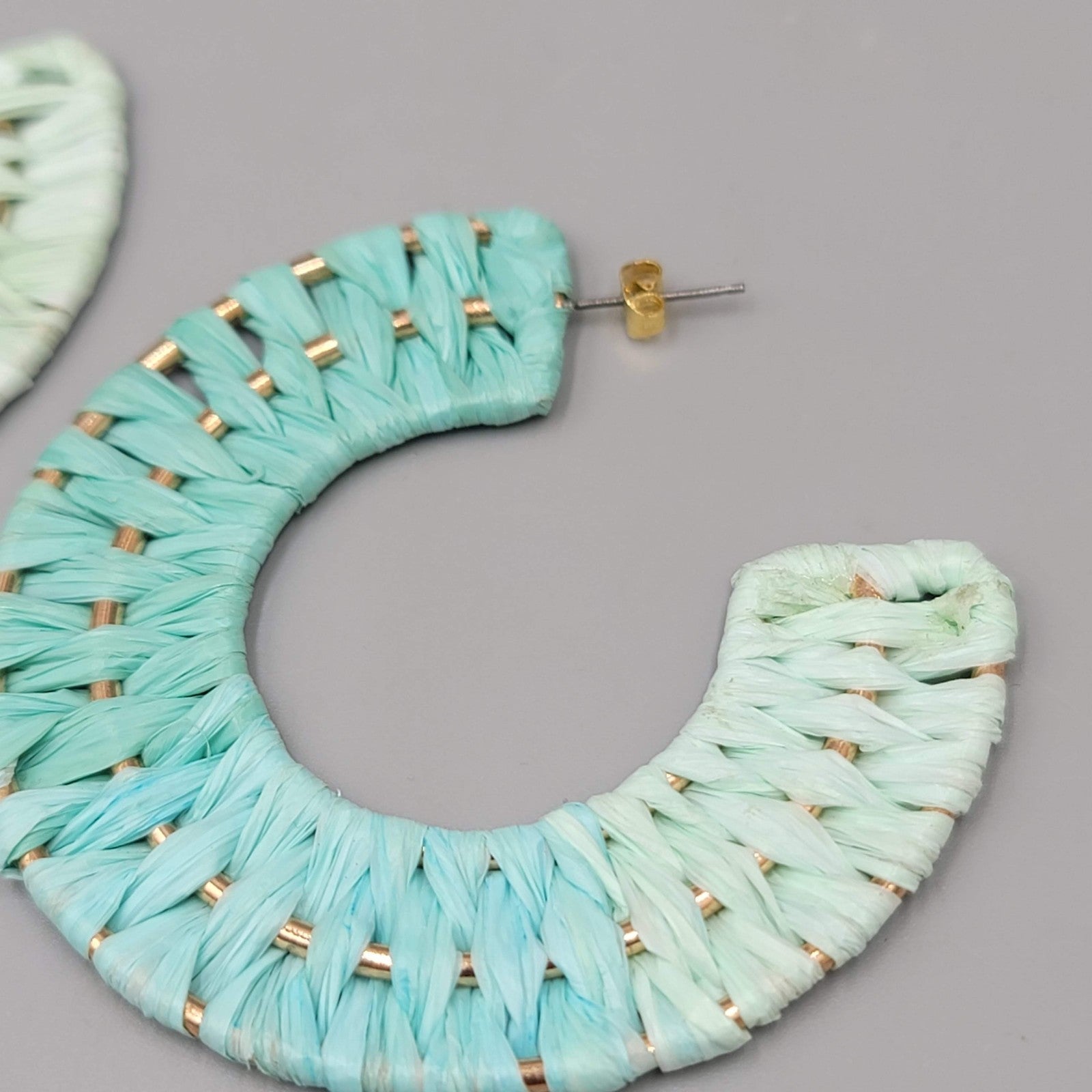 Boho Raffia Ombre Hoop Pierced Earrings Statement Gold tone 2.5"