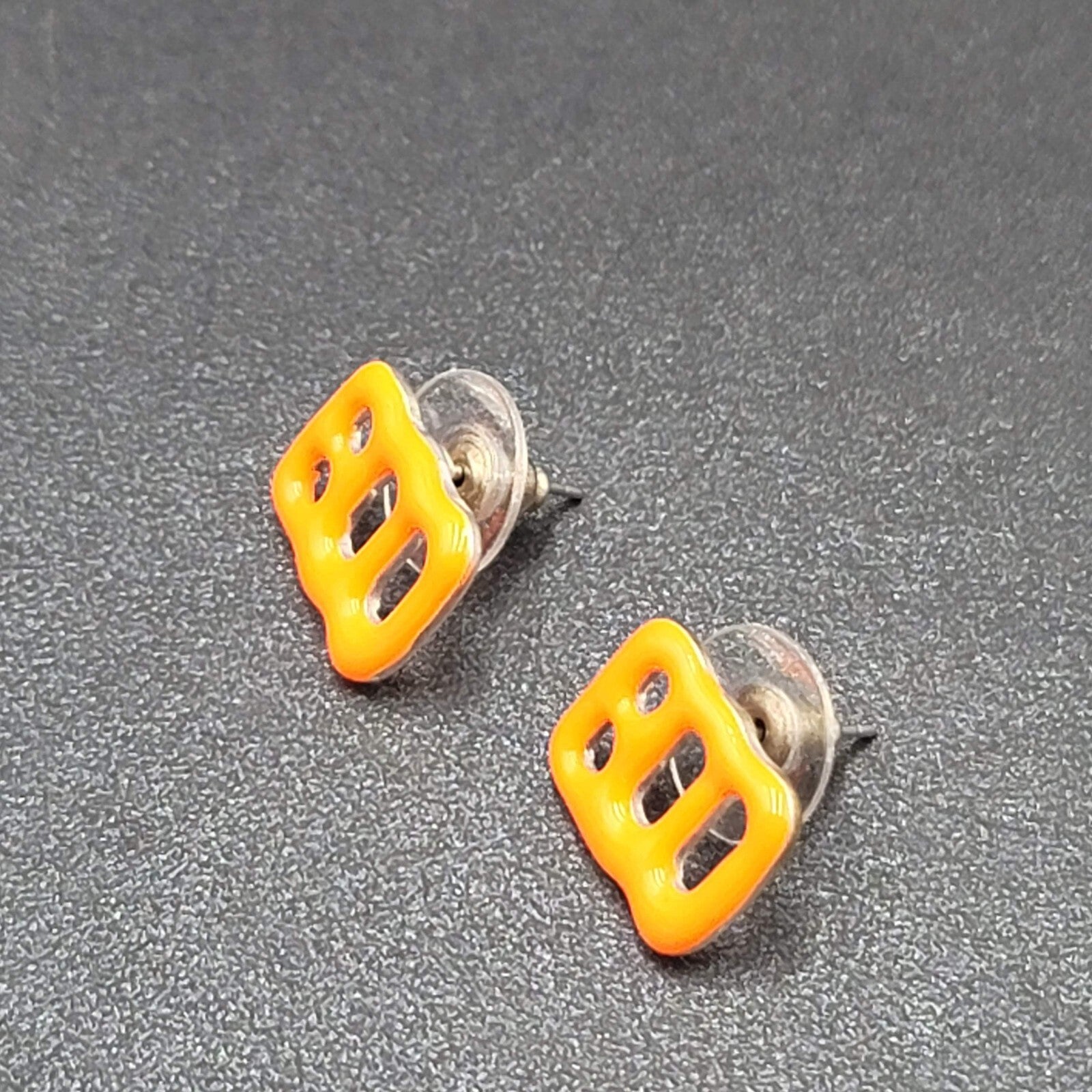 Halloween BOO Pierced Earrings Orange Enamel over Metal Studs 5/8"
