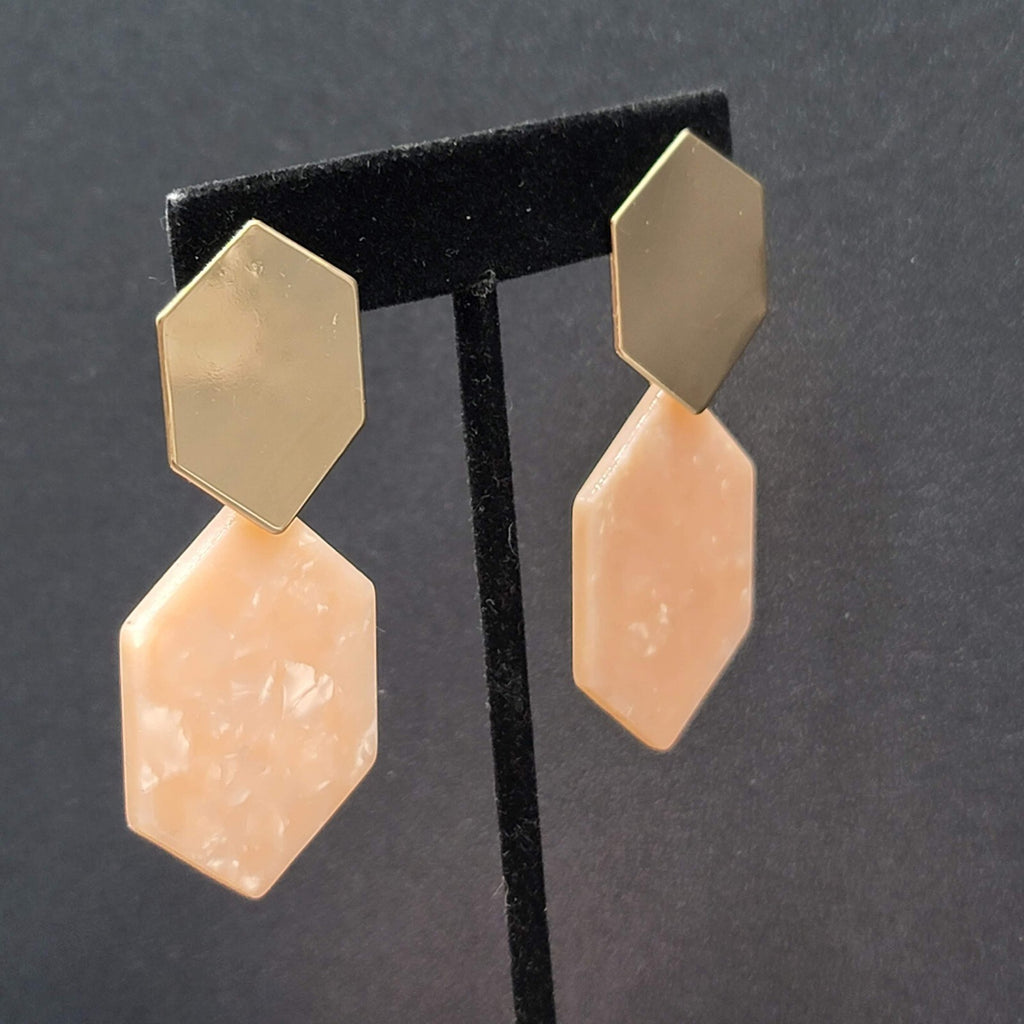 Pierced Earrings Gold tone Pink Resin Geometric Dangle 2.5"