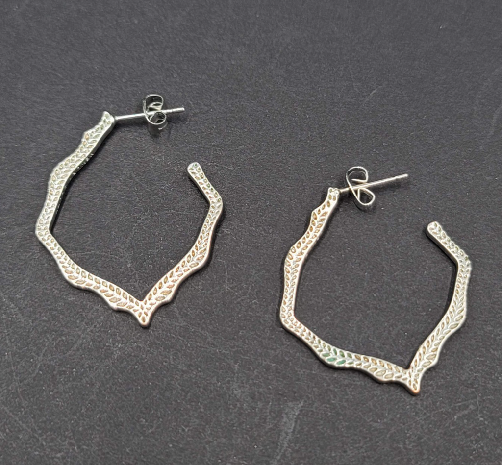 Etched Scalloped Hoops Pierced Earrings Silver tone Drop  1 3/8"