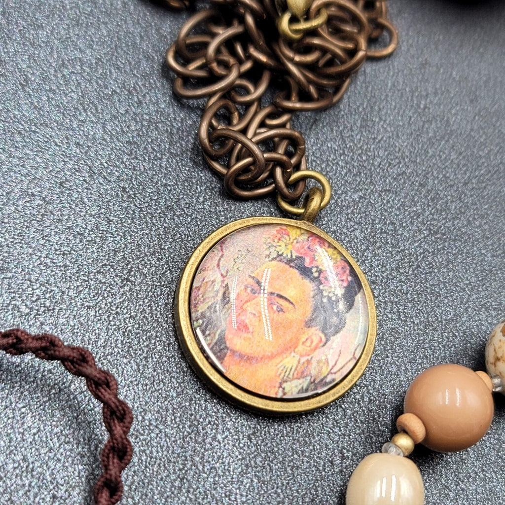 Colorful Jewelry Lot Necklaces Bracelets Pendant 48 pcs