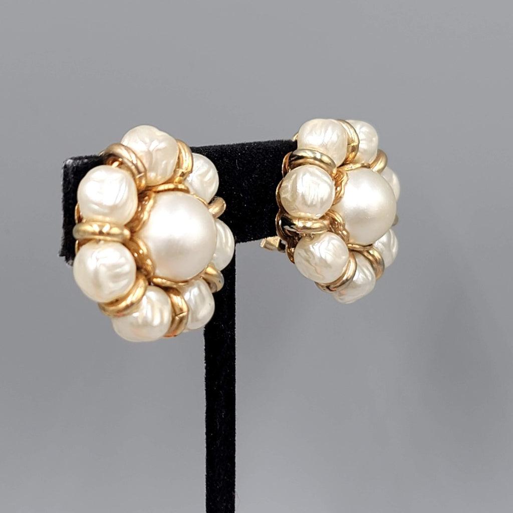 Vintage White Bead Flower Clip on Earrings Gold tone 1 1/8 in