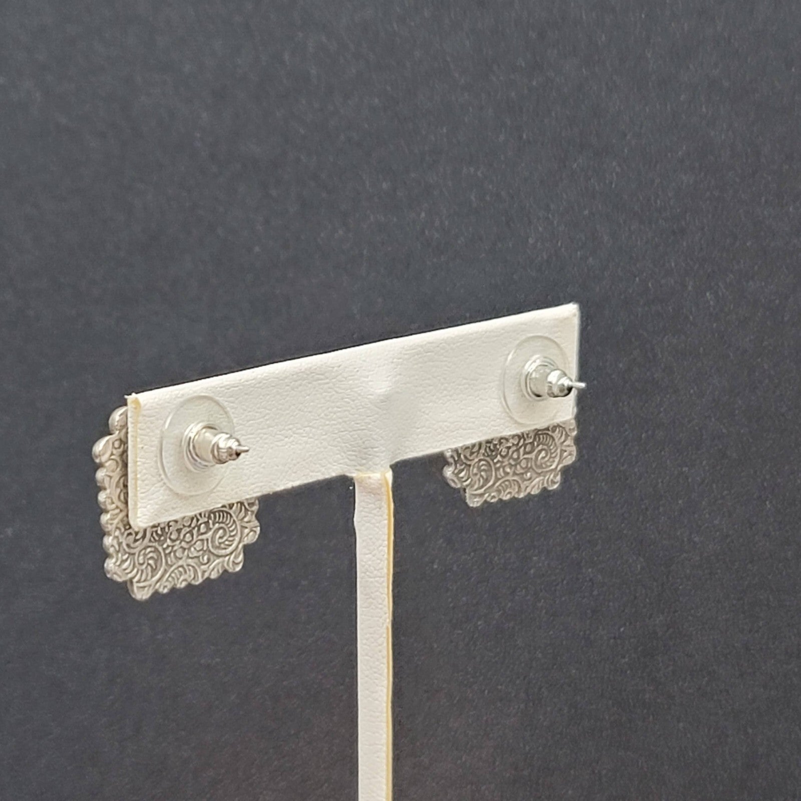 Pierced Earrings Embossed Square White Center 3/4"