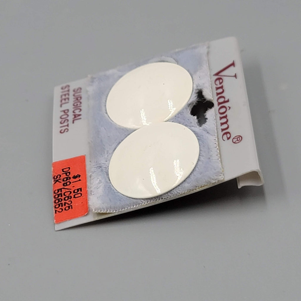 Vintage Vendome Pierced Earrings NOS NWT White Enamel Round Drop 7/8 in