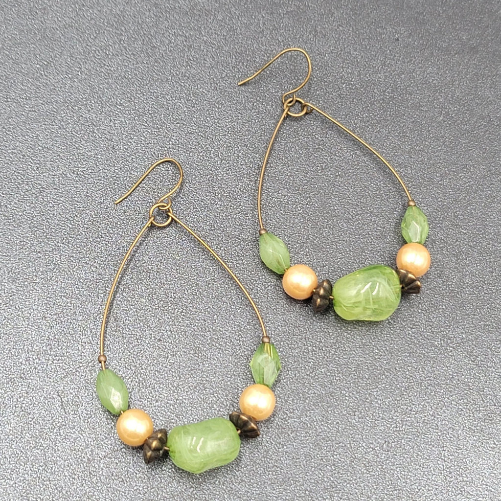 Pierced Earrings Green Bead Faux Pearl Hoops Dangle Statement 2.25"
