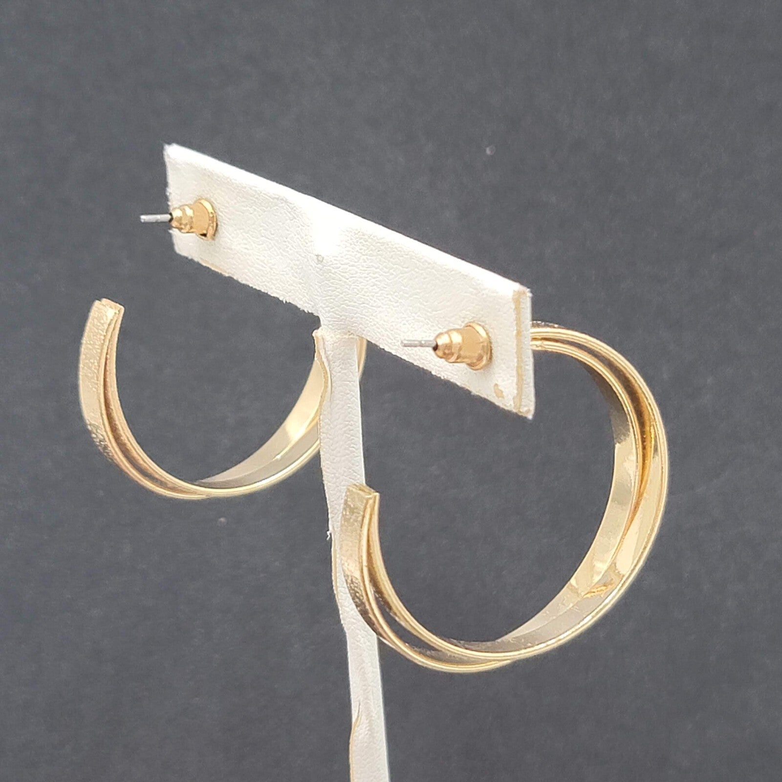 Pierced Earrings Gold tone Textured Double Hoops 1.5"