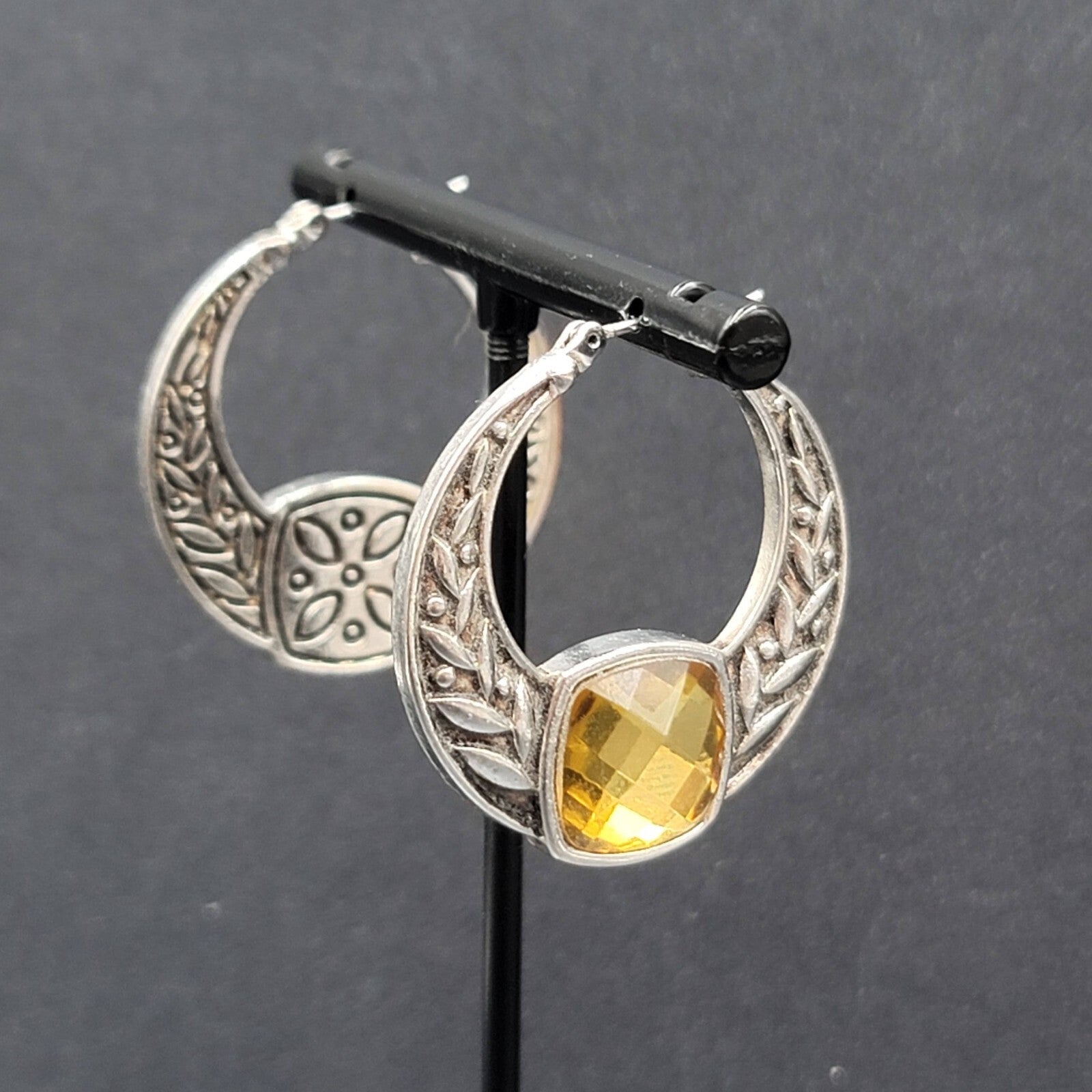 Pierced Earrings Silver tone Embossed Hoops Yellow Acrylic Accent 1.25"