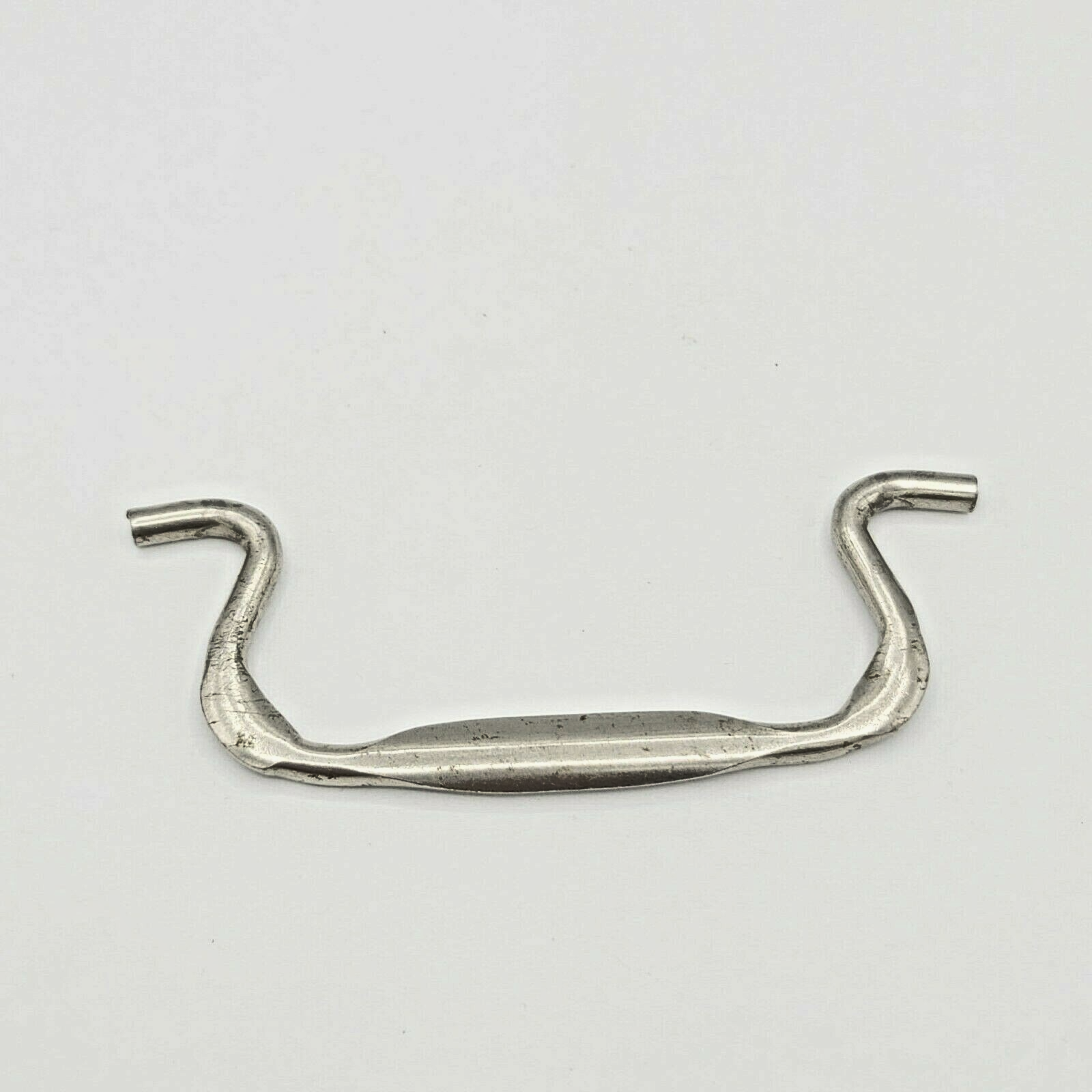 Vintage Single Nickel Ornate Bail Pull for 3.5" Pull Handle Replacement