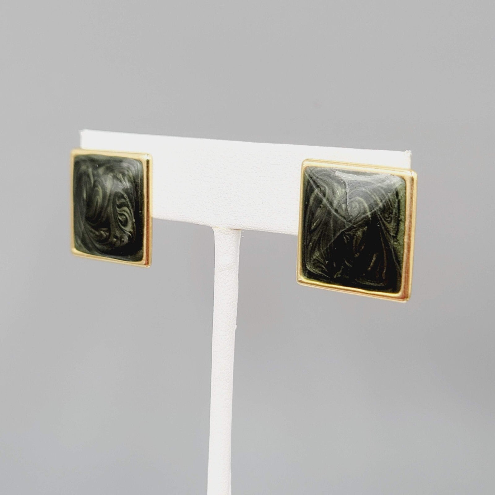 Vintage Pierced Earrings Gold tone Dark Green Enamel Square 3/4"