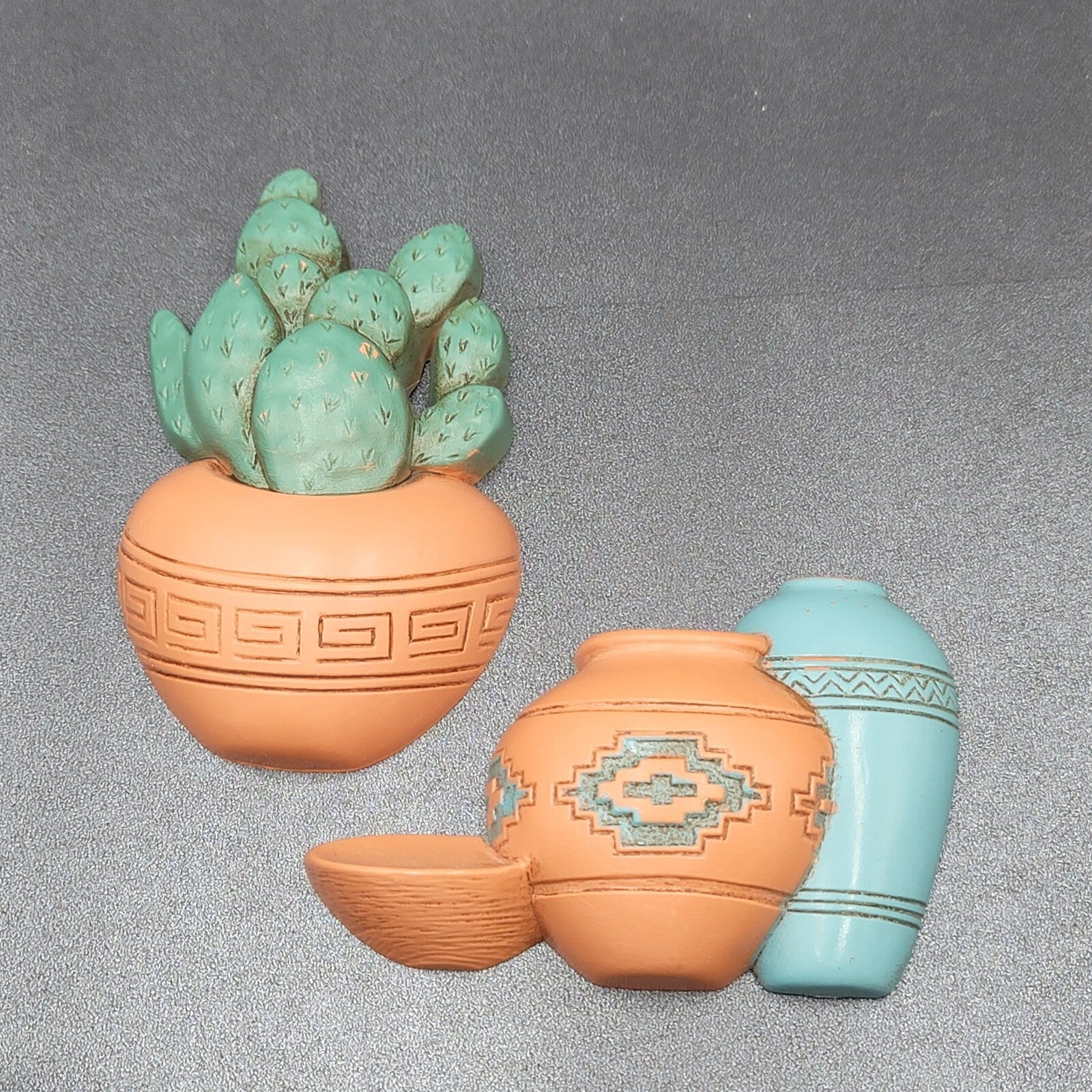 Burwood Terracotta Pots Prickly Cactus Southwestern 2pc Plastic Wall Hangings