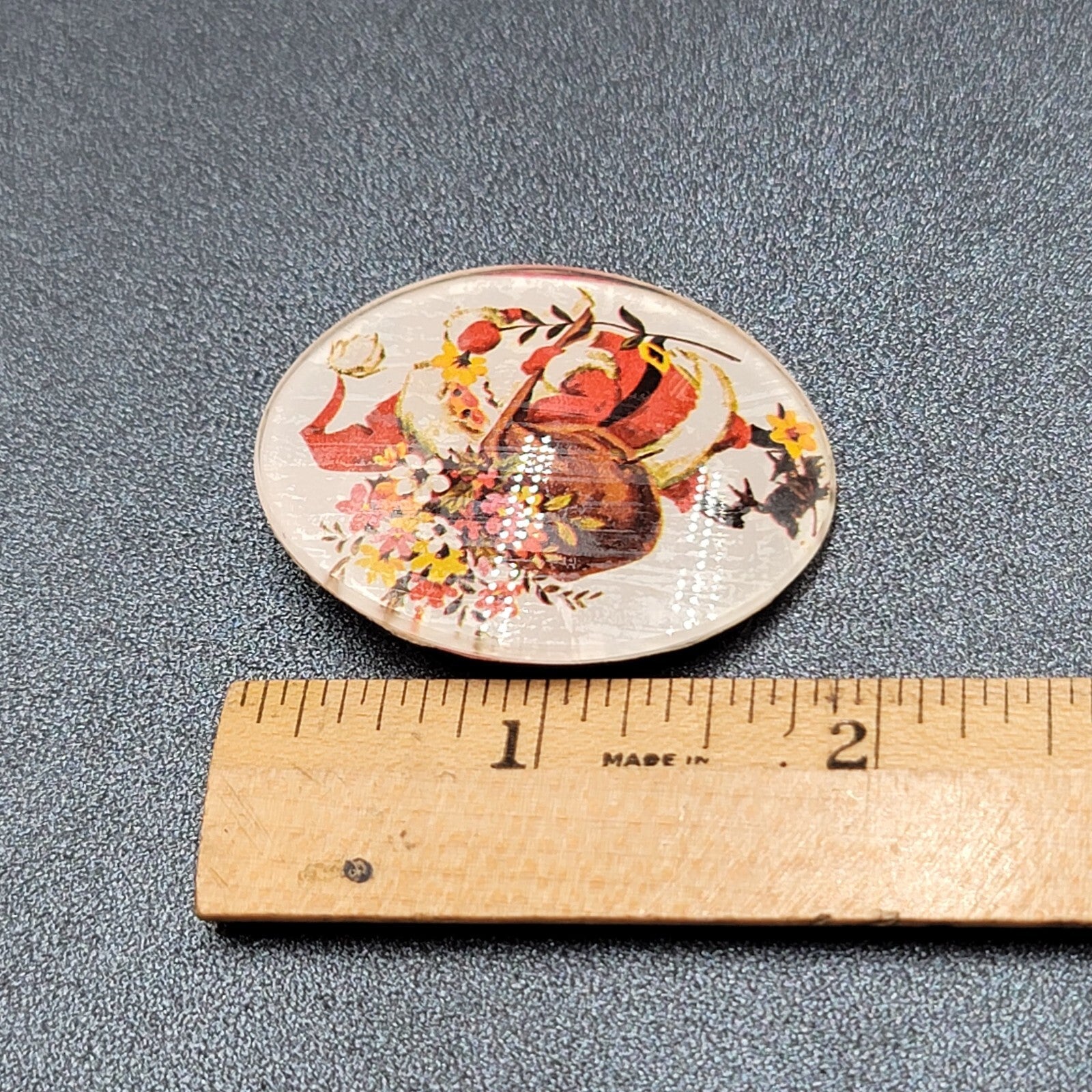 Vintage Christmas Brooch Pin Santa w Flowers Oval Glass 1.75"
