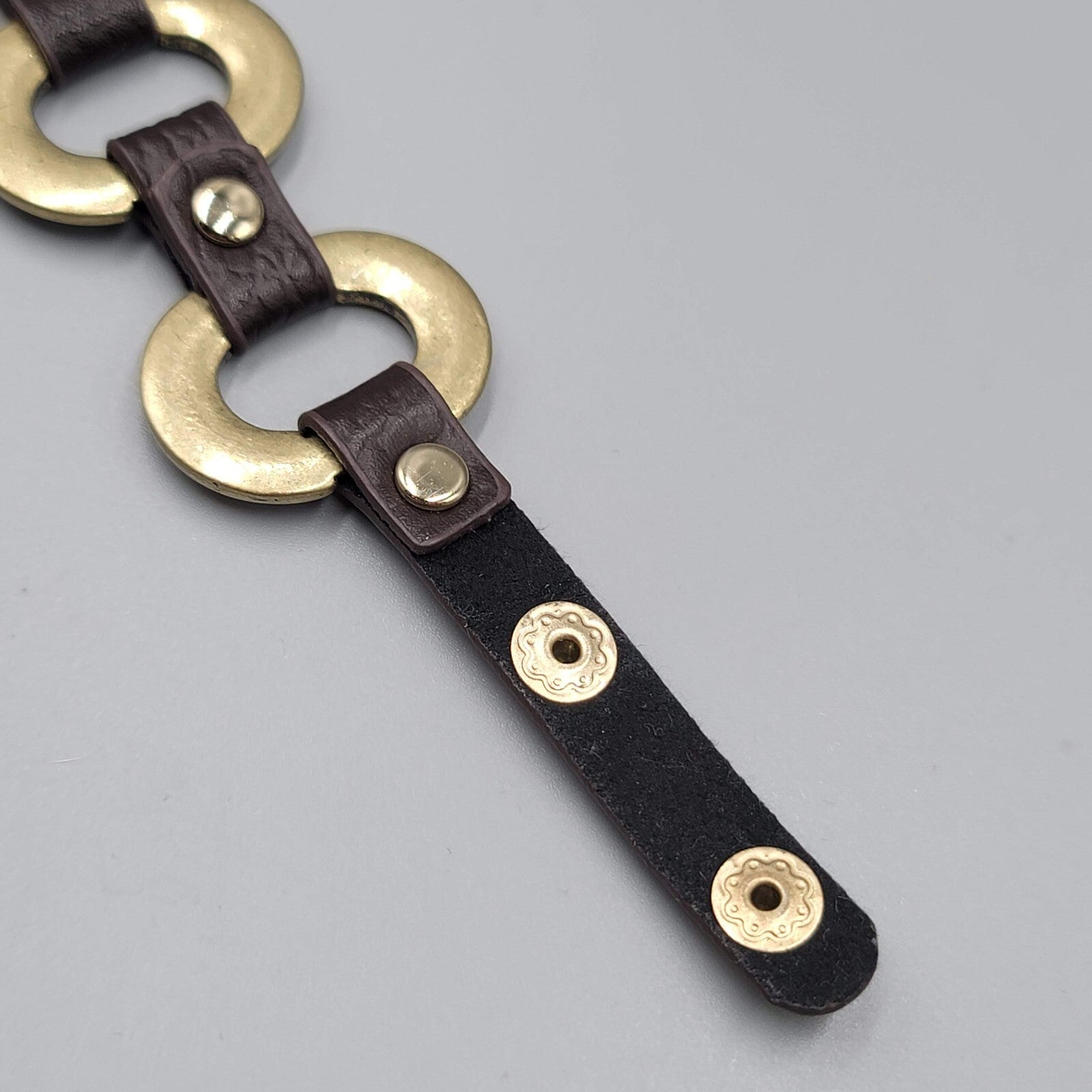 Guang Tong Brown Leather Bracelet Snaps Rhinestones Bronze tone
