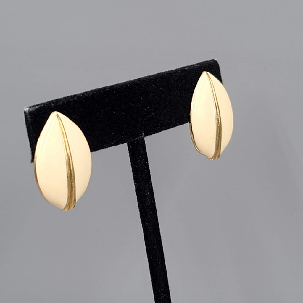 Vintage Pierced Earrings Gold tone Cream Enamel 7/8"