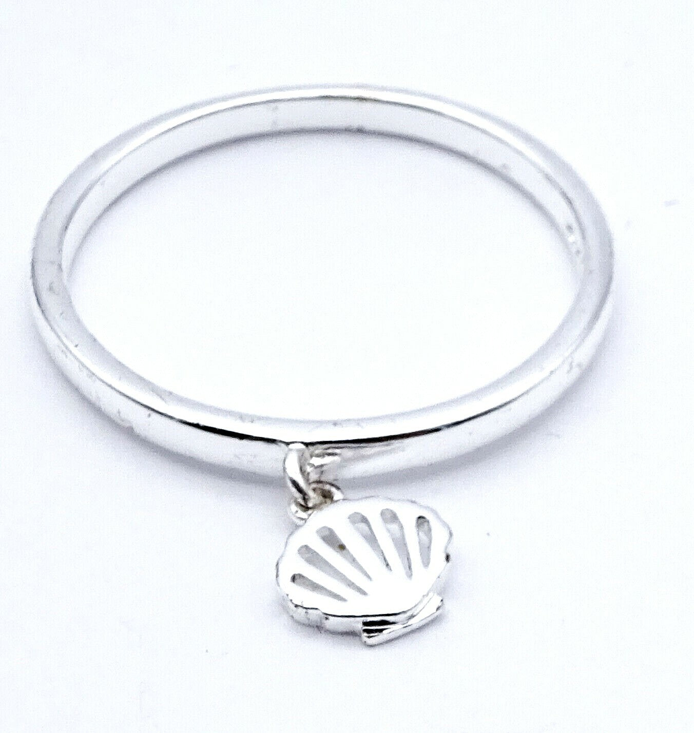 Disney Ariel Mermaid Shell Dangle Ring Size 8 Silver Plated