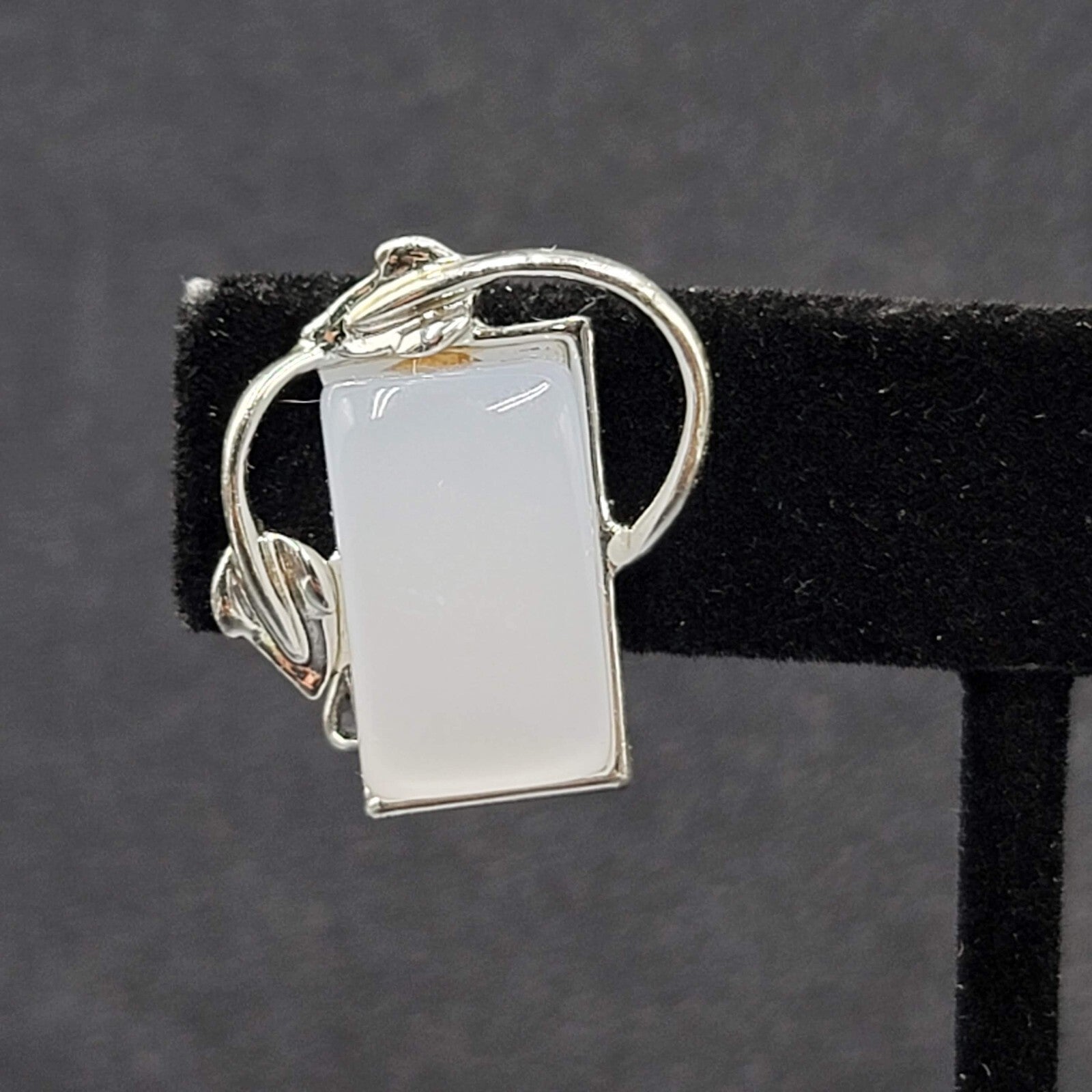Vintage Clip on Earrings Silver tone Blue Lucite Thermoset Rectangle 7/8"