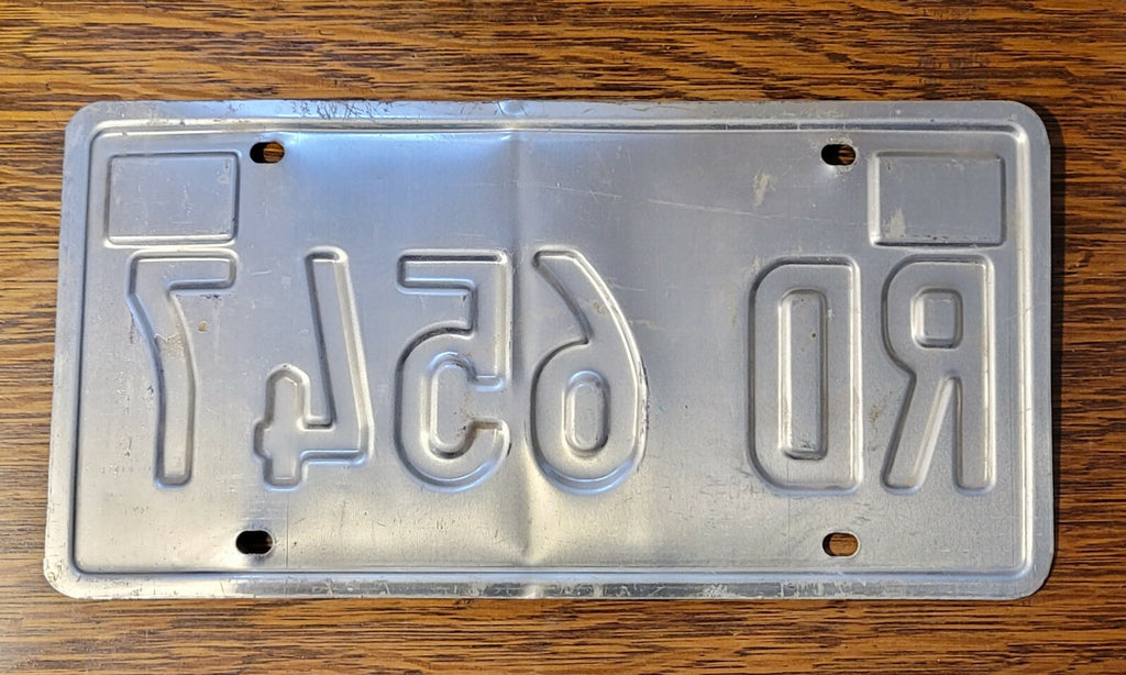 License Plate ILLINOIS RD 6547 Land of Lincoln Vintage Blue & White