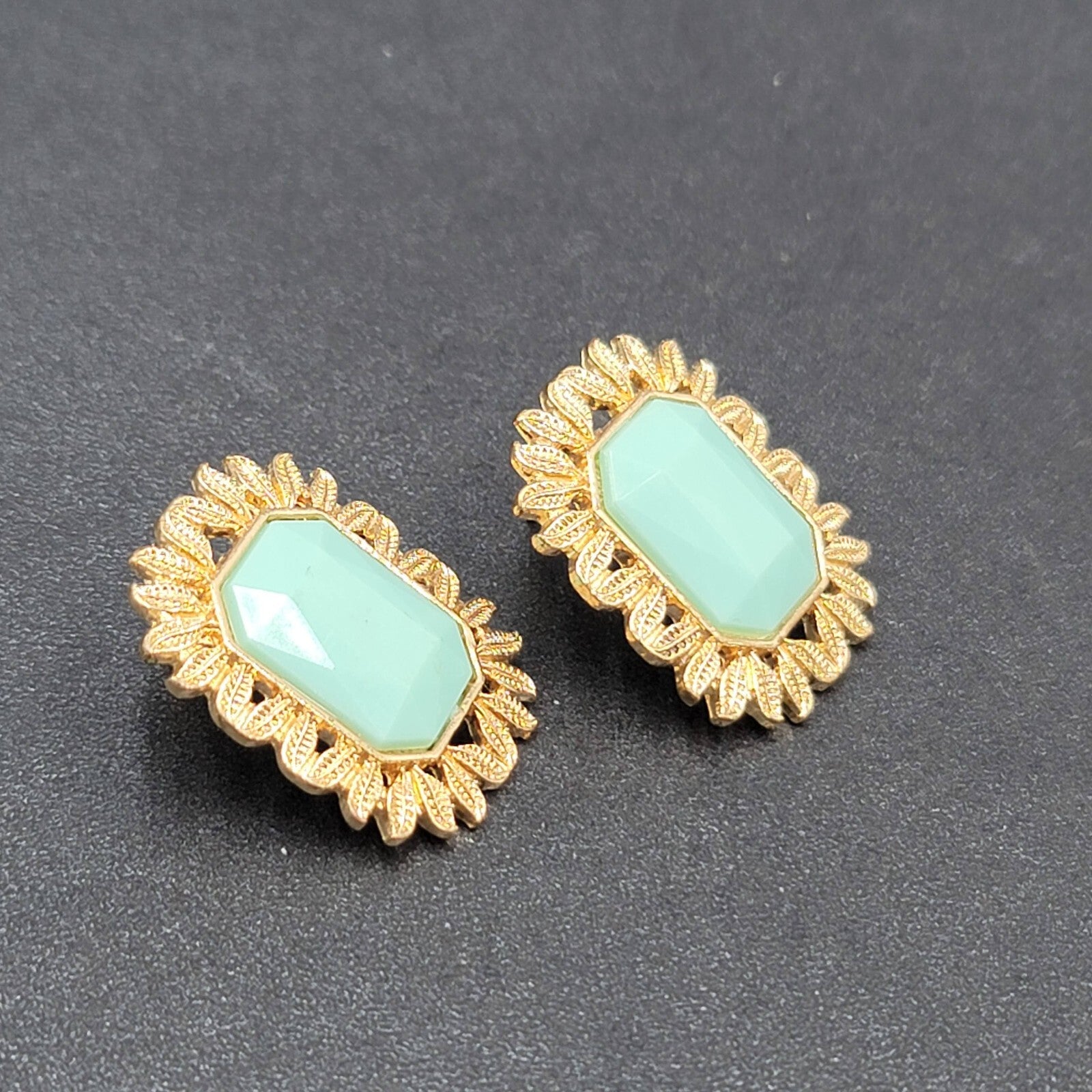 Pierced Earrings Gold tone Light Green Acrylic Rectangle Drop 1 1/8"