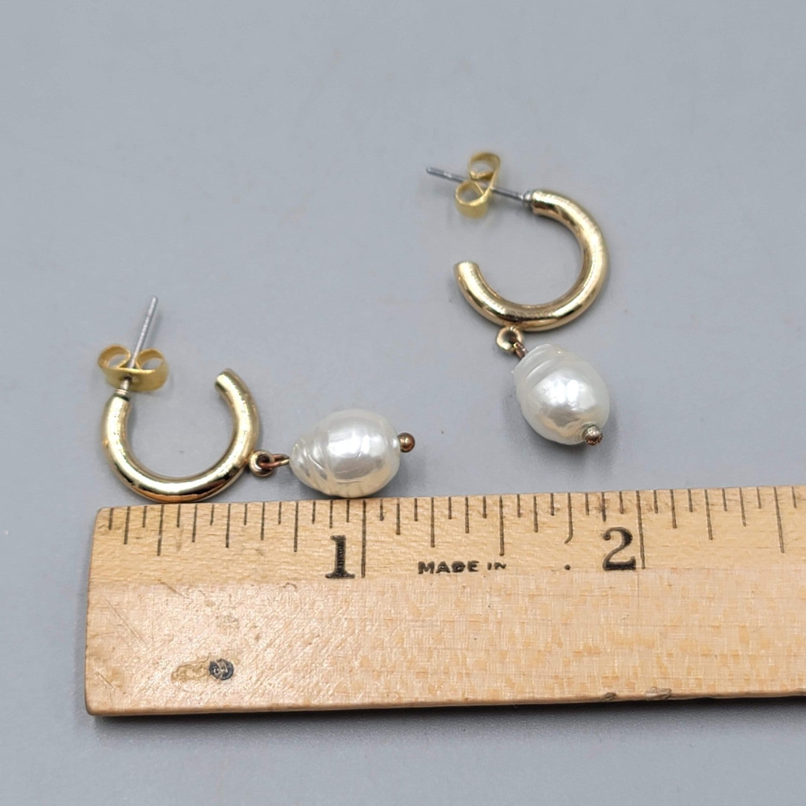 Hoop Pierced Earrings Gold tone White Bead Dangle 1.25 in