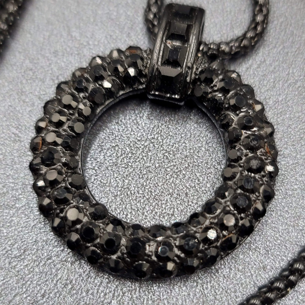 Black Metal Rhinestone Necklace Circle Pendant Icing 18"
