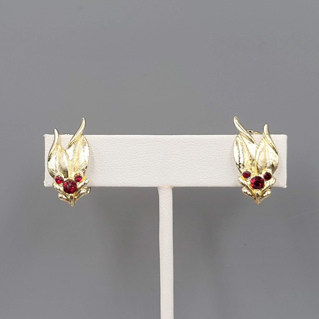 Vintage Red Rhinestone Clip on Earrings Gold tone Leaves 7/8"