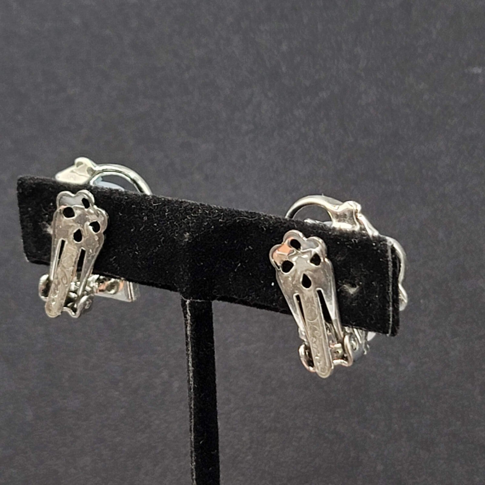 Vintage Clip on Earrings Silver tone Blue Lucite Thermoset Rectangle 7/8"