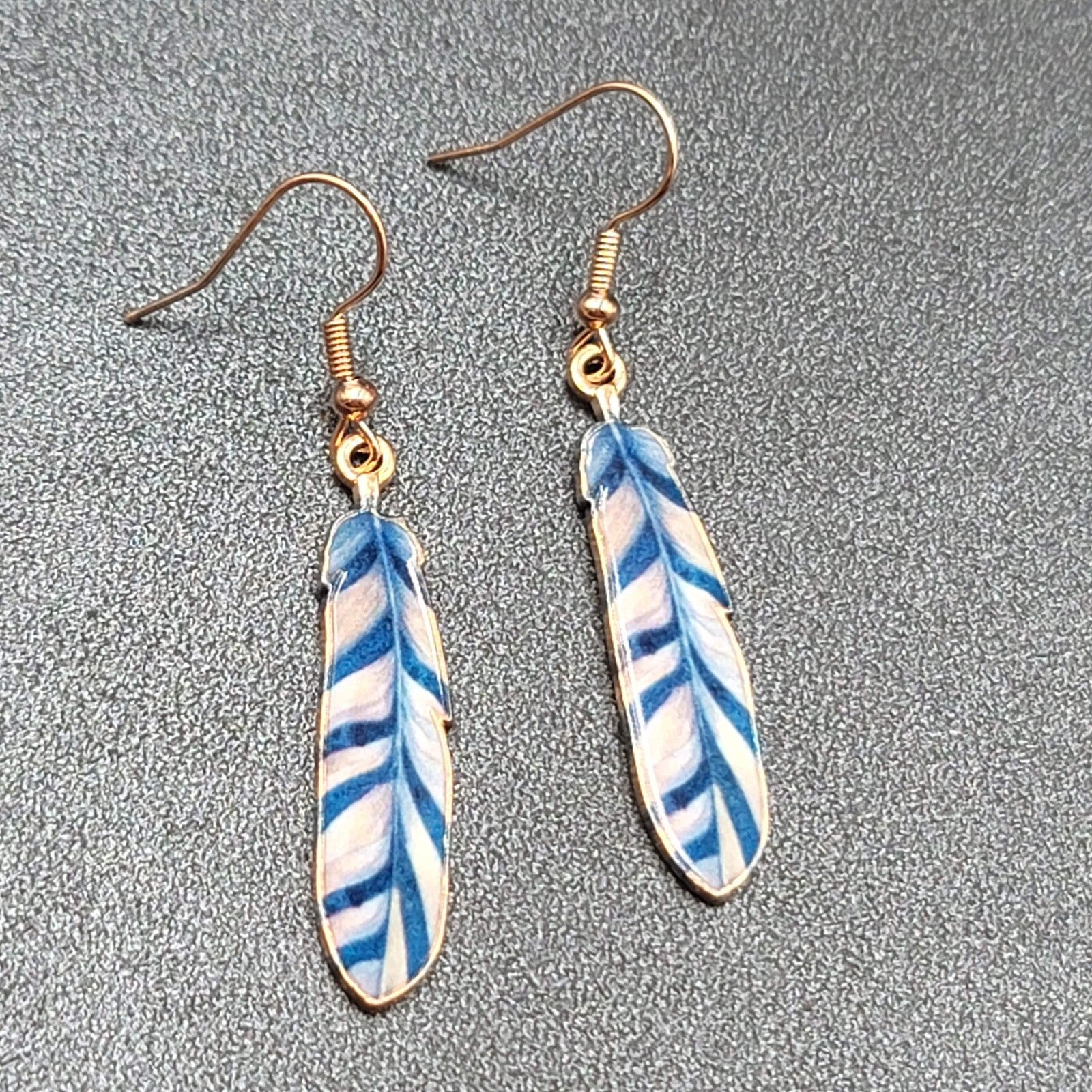 Metal Feather Pierced Earrings Blue White Striped Gold tone Dangle 1.5"