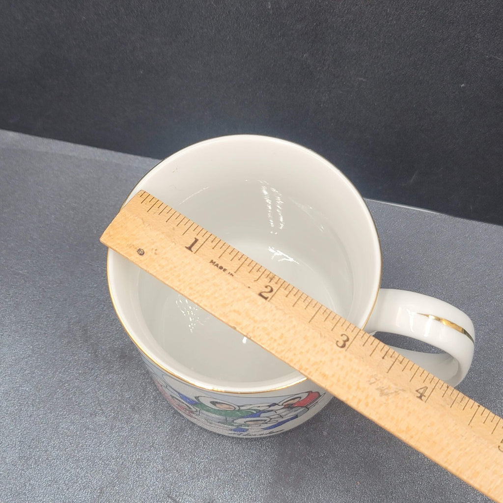 Vintage Coffee Mug Cup Alaska Souvenir Eskimos Igloo Graphic