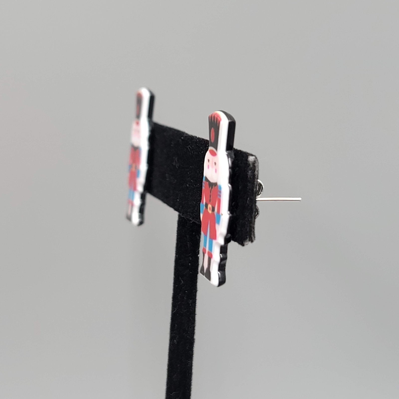 Christmas Nutcracker Pierced Earrings Drop 1"
