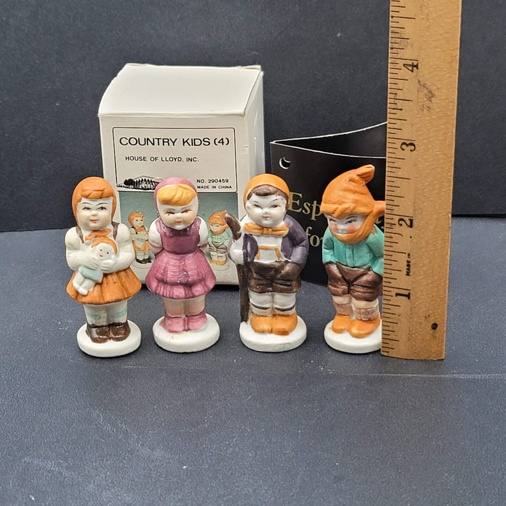 Vintage House of Lloyd Ceramic 4 COUNTRY KIDS Children Christmas Village