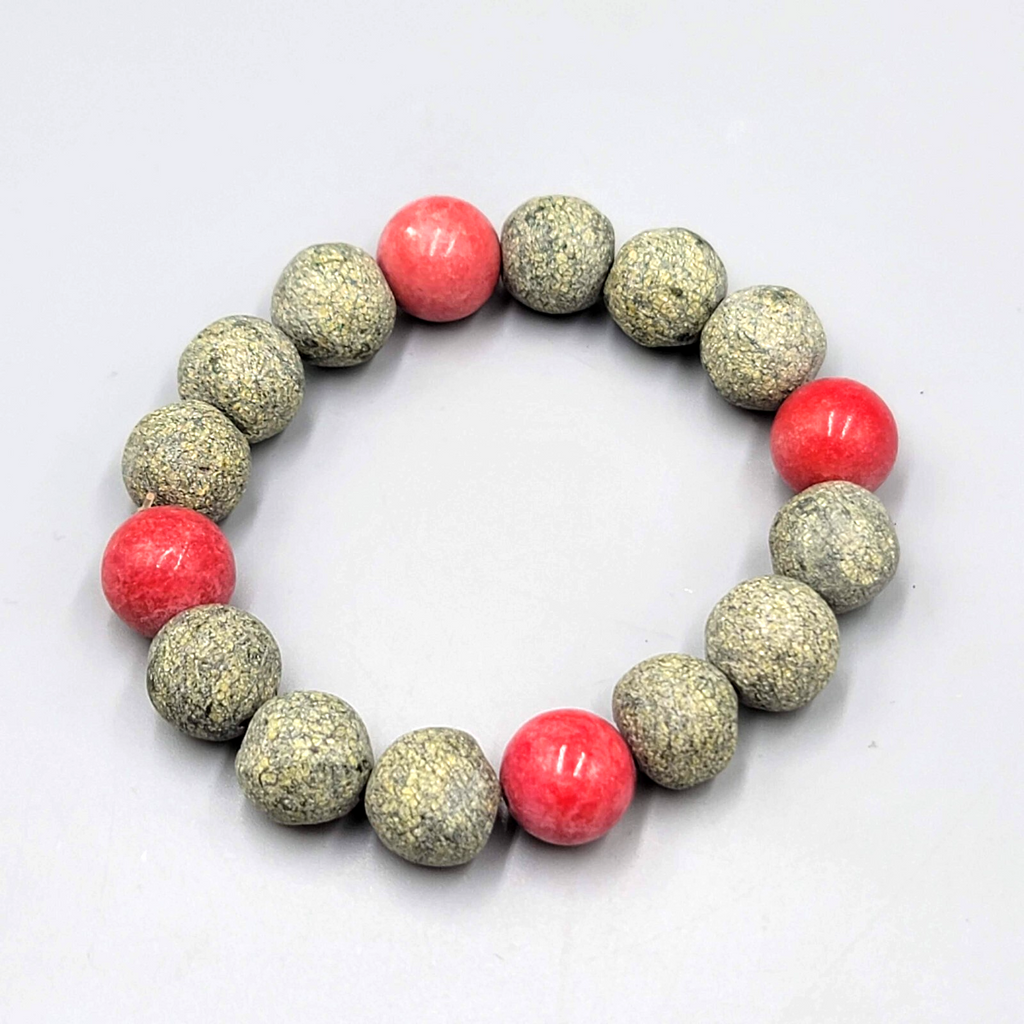 Vintage Raw Epidote Green Bead Bracelet Red Thulite Elastic 7"