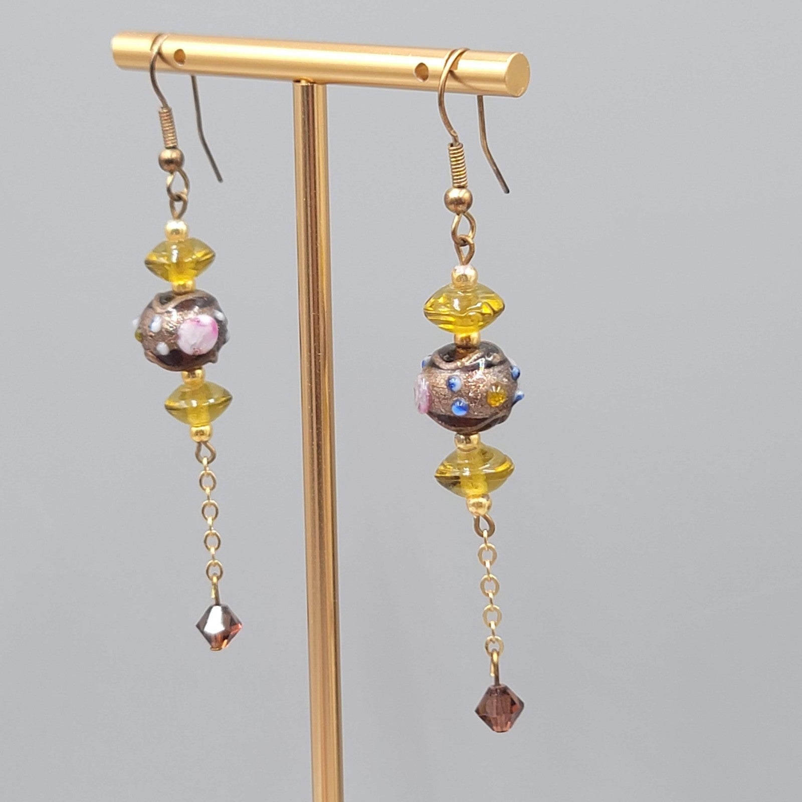 Vintage Art Glass Pierced Earrings Gold tone Dangle Boho Beaded 2.5"