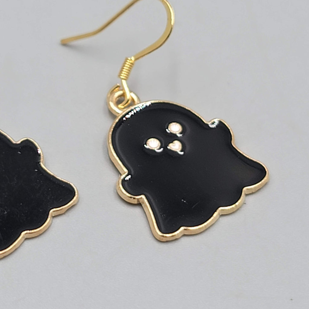 Black Enamel Ghost Pierced Earrings Dangle Gold tone Halloween Cute 7/8"