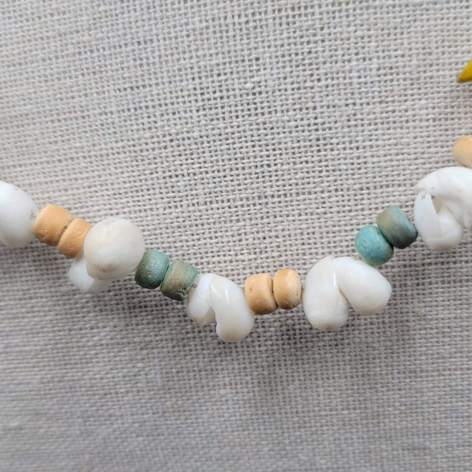 Vintage Shell Necklace Wood Hand Painted Parrot Beads 18"