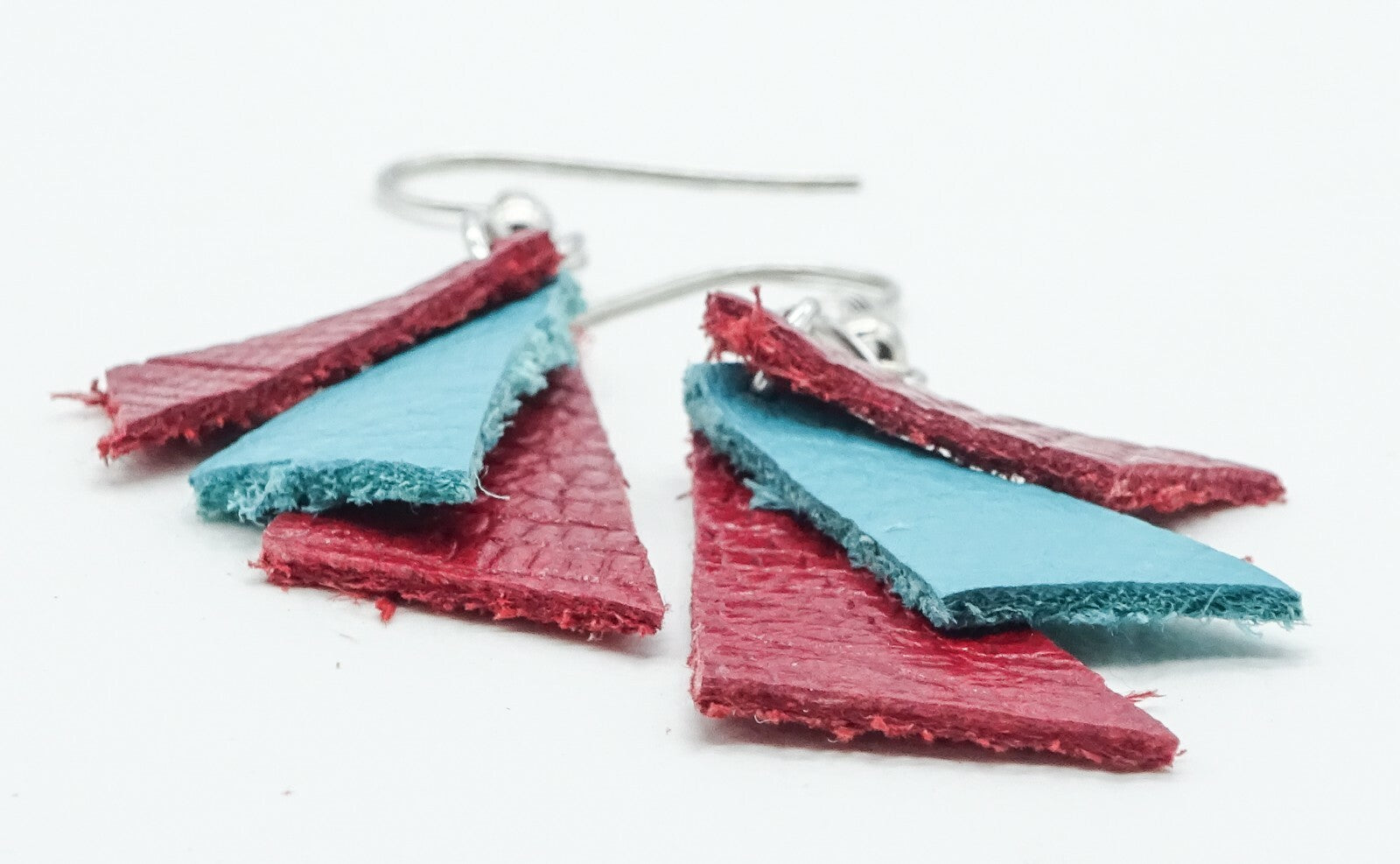 Artisan Dyed Leather Dangle Pierced Earrings Costume Estate Jewelry