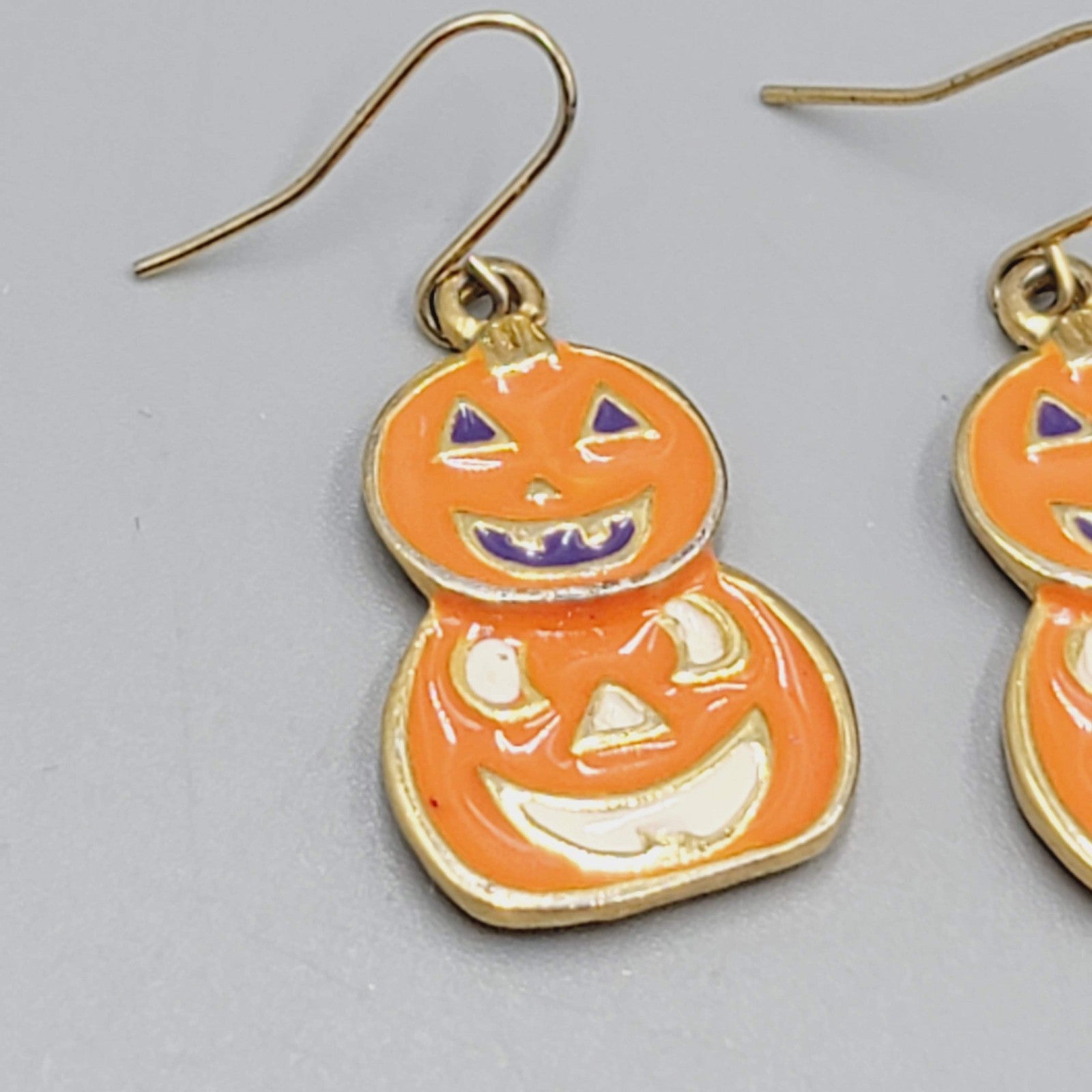Double Pumpkin Jack o lantern Pierced Earrings Gold tone Enamel Dangle 1"