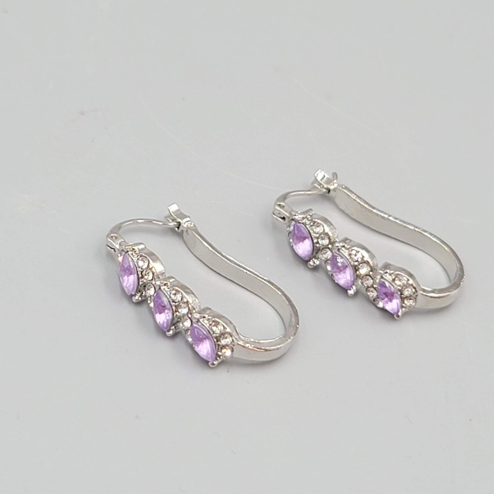 Hoop Pierced Earrings Silver tone Purple Rhinestone Dangle Hoops 1"