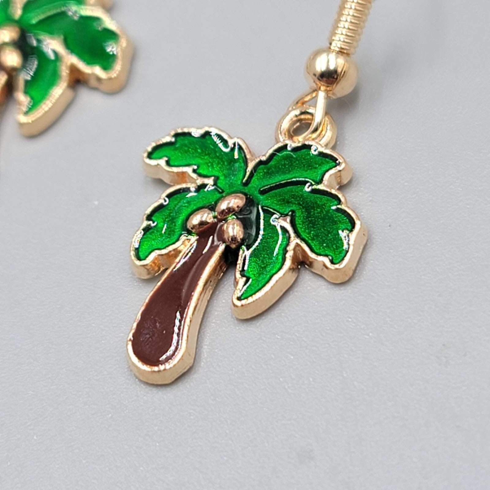 Enamel Palm Tree Pierced Earrings Gold tone Dangle Brown Trunk 3/4"