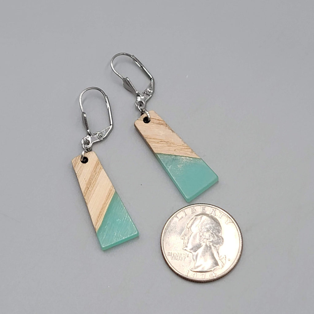 Wood Teal Resin Pierced Earrings Silver tone Dangle 1.25"