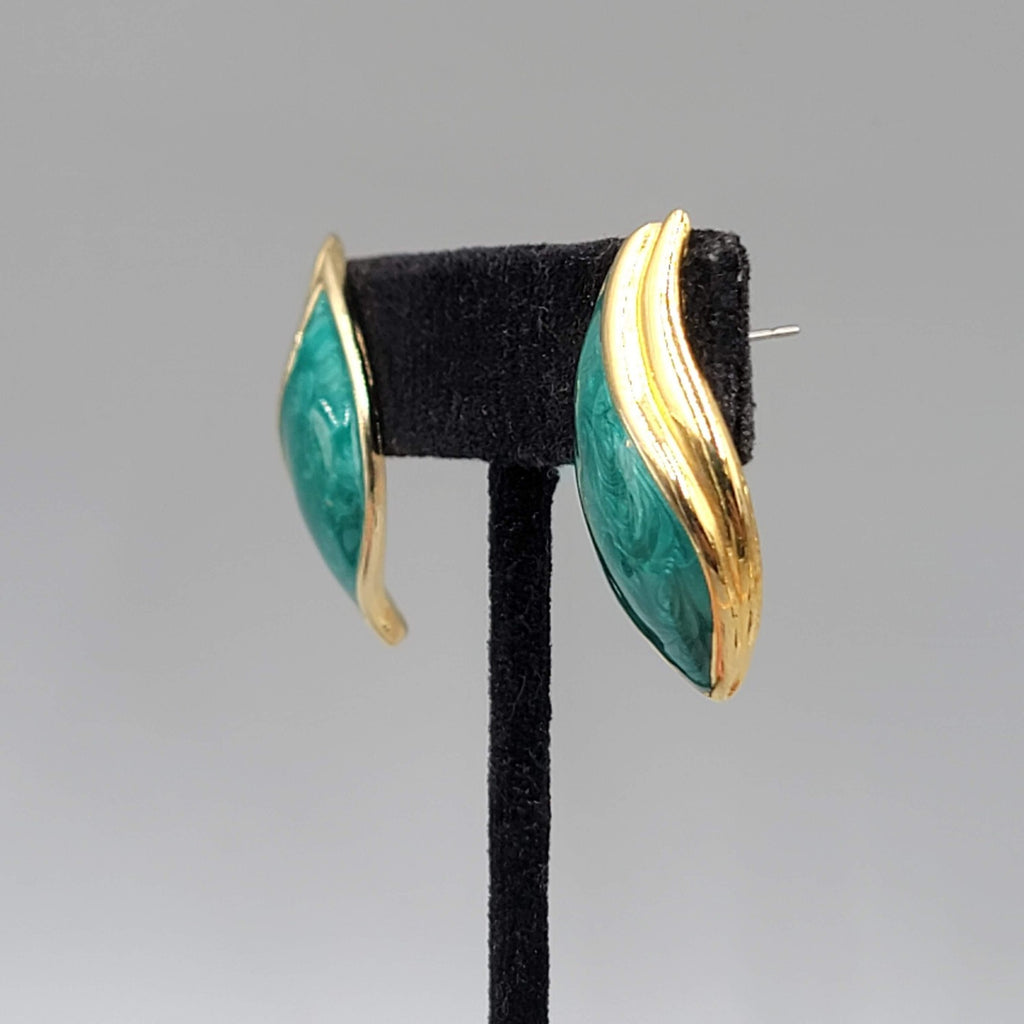 Vintage Green Enamel Pierced Earrings Gold tone Climber 1.25"