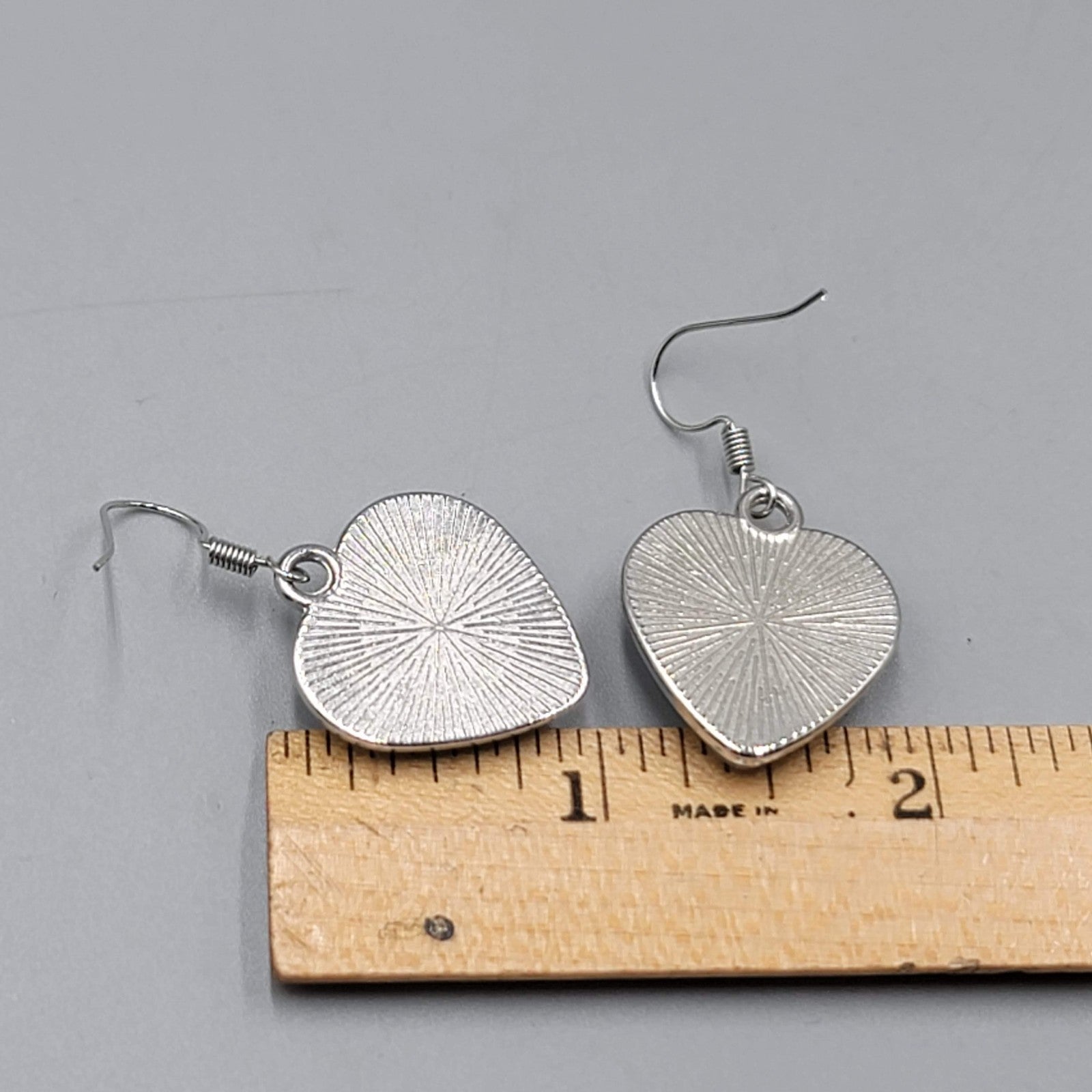 Glass Heart Pierced Earrings Silver tone Dangle Memorial Message 1 in
