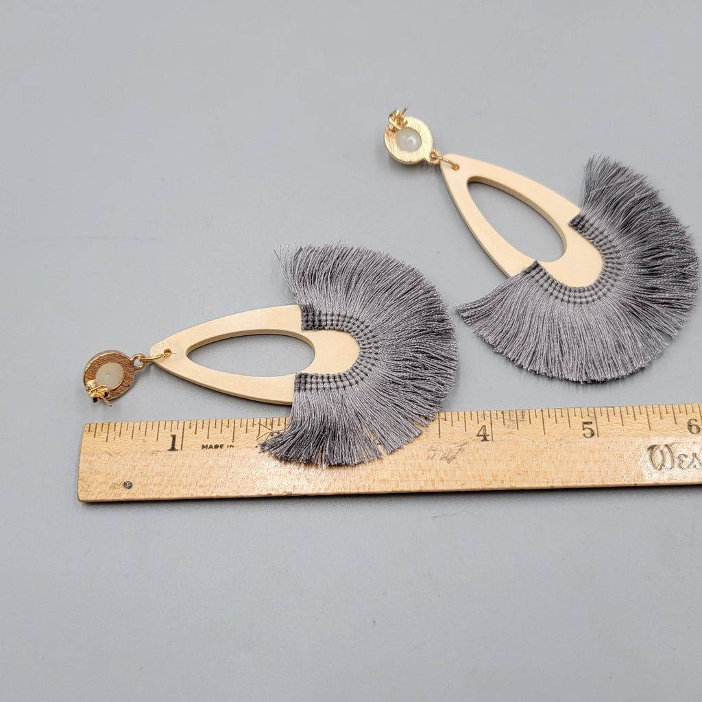 Statement Dangle Earrings Gold Tone Teardrop Faux Pearl Gray Fringe Boho (BC2)