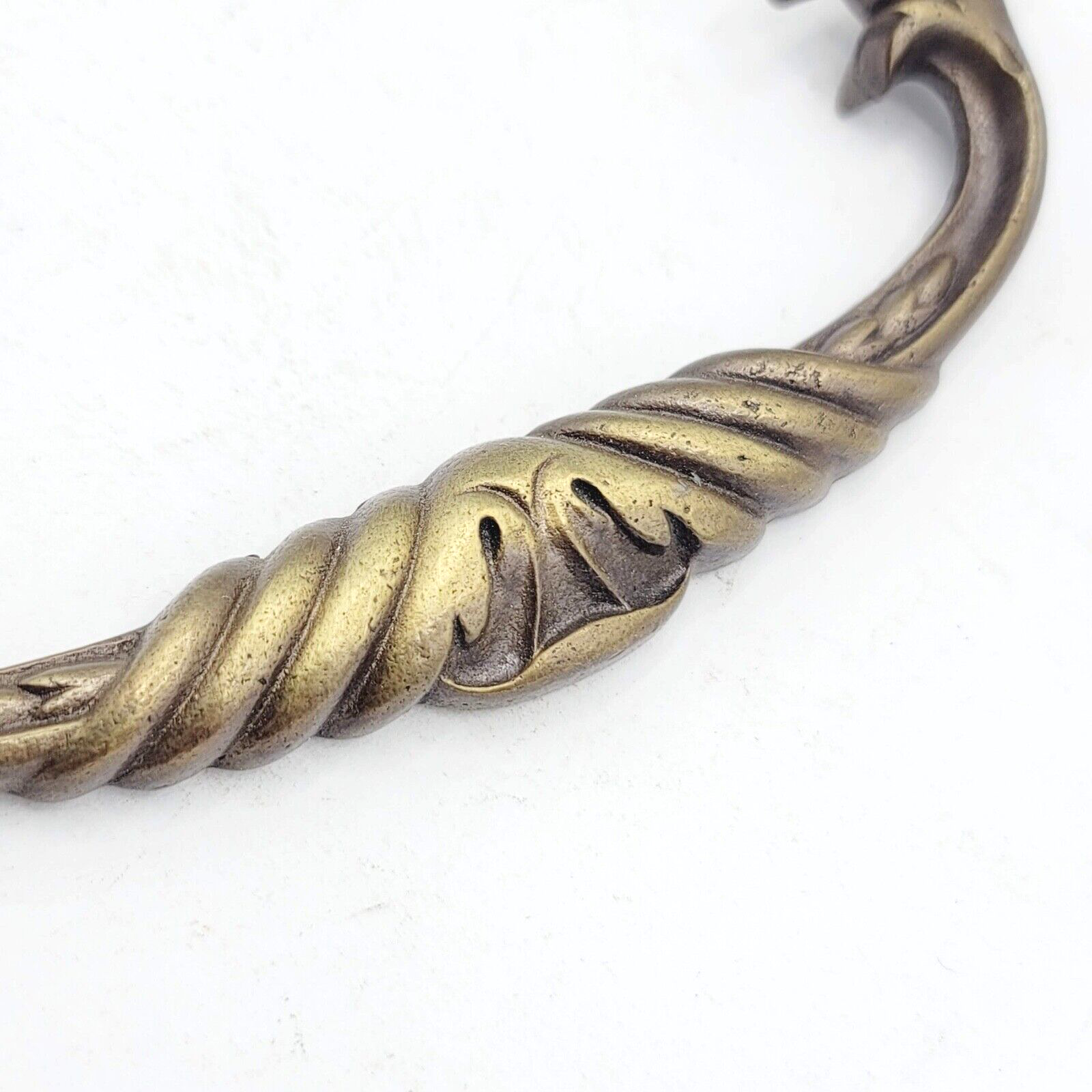 Vintage Single Brass Ornate Bail Pull for 4" Pull Handle Replacement BB