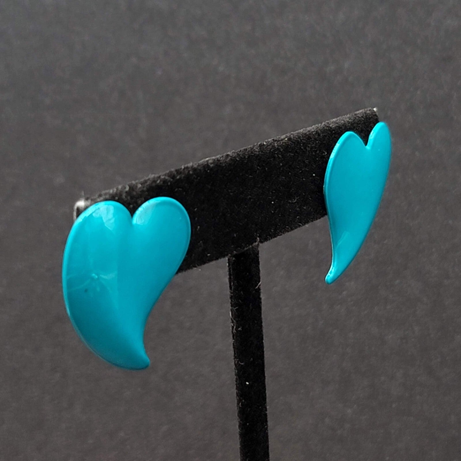 Vintage Pierced Earrings Blue Enamel Heart 1"