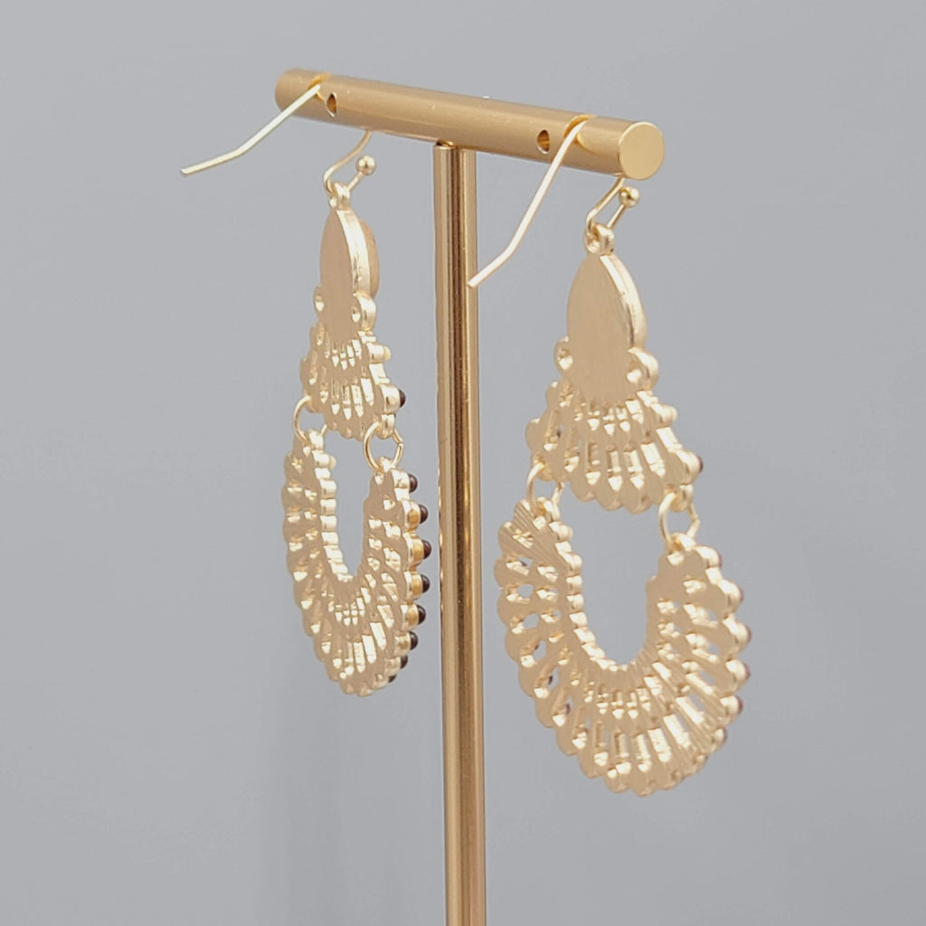 Boho Chandelier Pierced Earrings Gold toen Dangle Faux Stone 2"