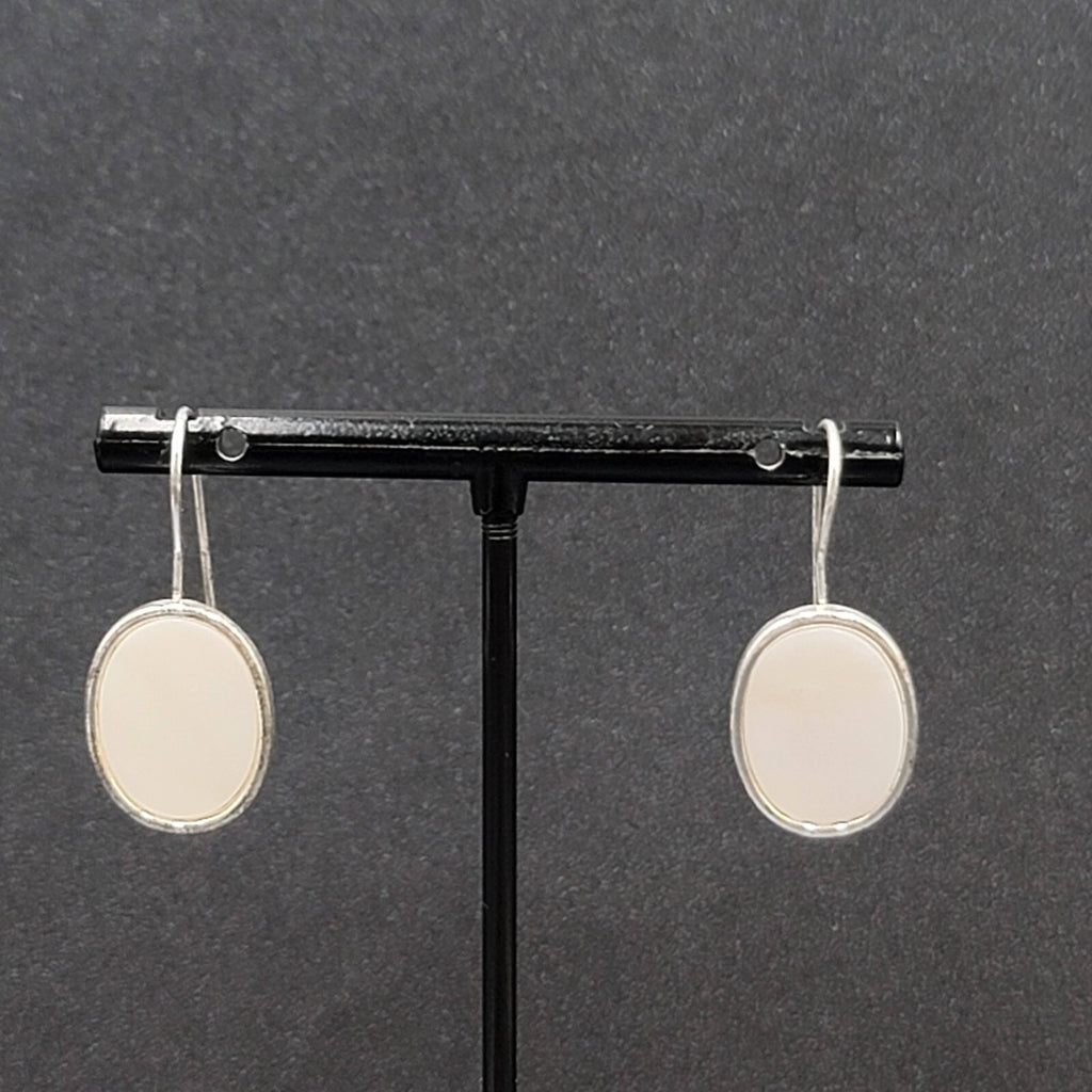 Avon Pierced Earrings Silver tone White Shell Inlay Oval Dangle 3/4"