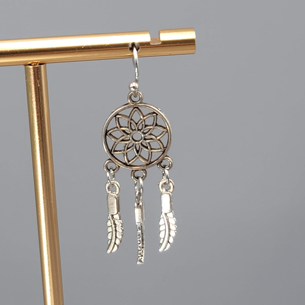 Dream Catcher Feather Pierced Earrings Silver tone Dangle 1.25 in