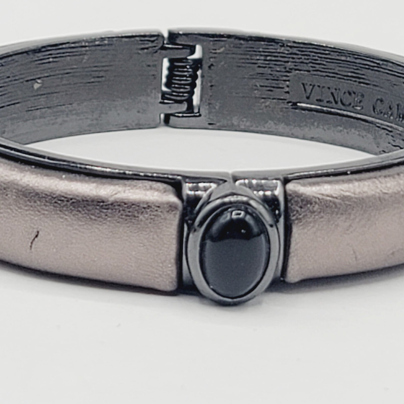 VINCE CAMUTO Hinged Bracelet Black Cabochon Leather 6.5"