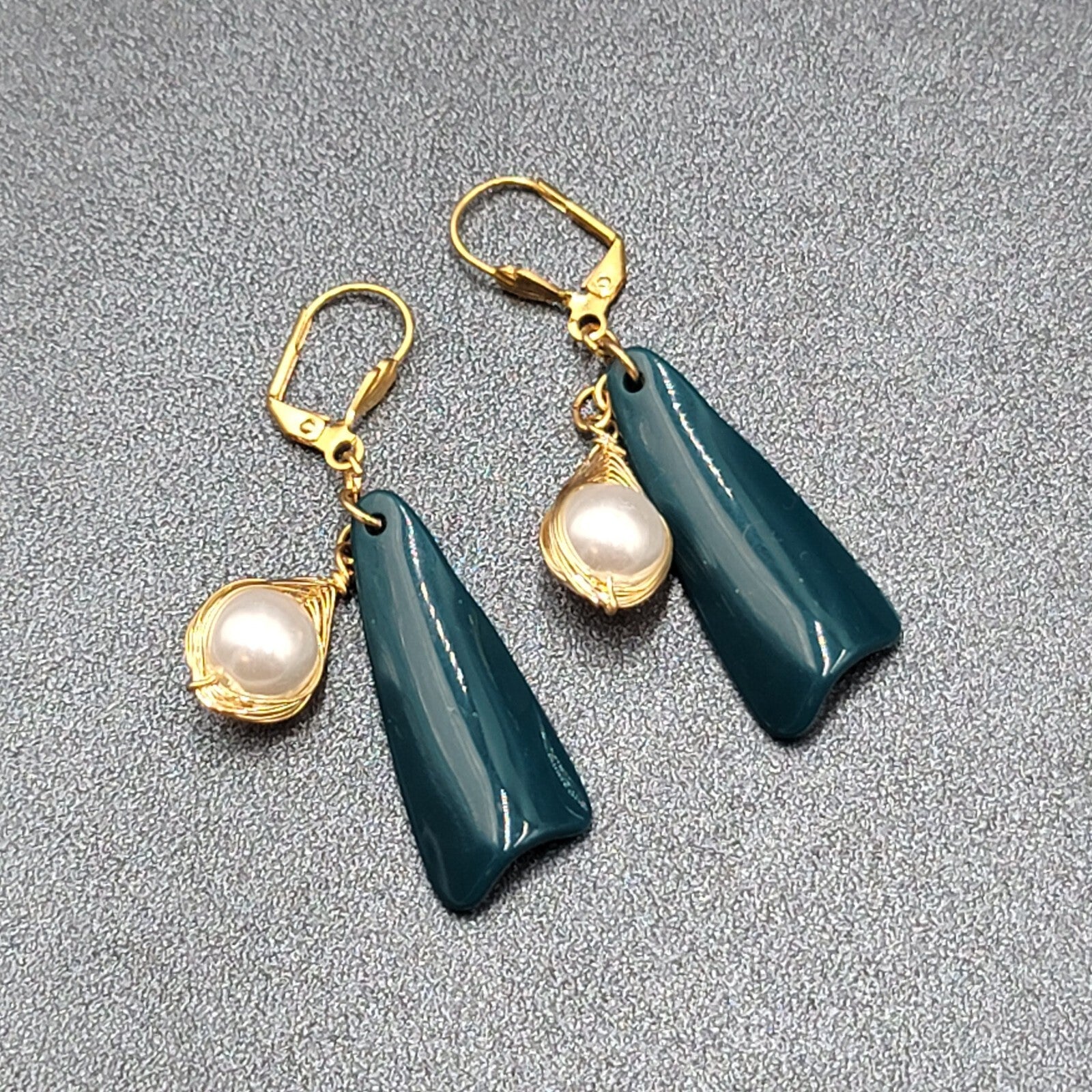 Pierced Earrings Gold Wire Faux Pearl Bead Teal Blue Dangle 1.75"