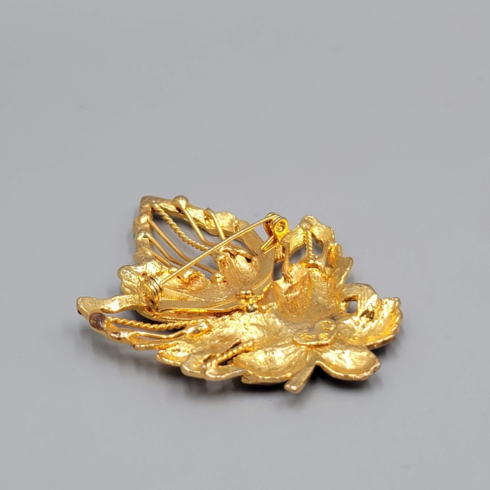 Vintage Kenneth Cole Autumn Leaf Enamel Brooch Gold tone 2.5"