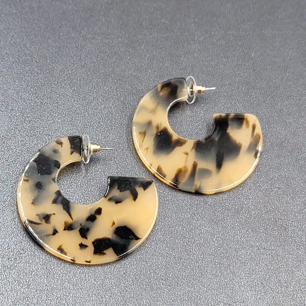 Pierced Earrings Large Acrylic Tortoise Wide Hoops Beige Brown 2"